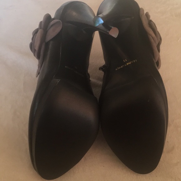 Kelsi Dagger women’s “Rosabella” platform booties - Picture 7 of 10